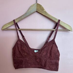 Lace Bralette in Burgundy